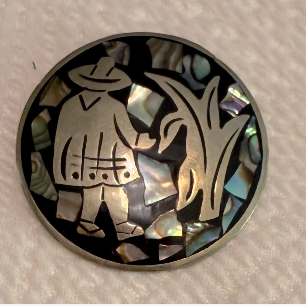 Vintage Alpaca Mexico Silver Tone Man/Agave Plant Brooch/Pendant Abalone Inlay
